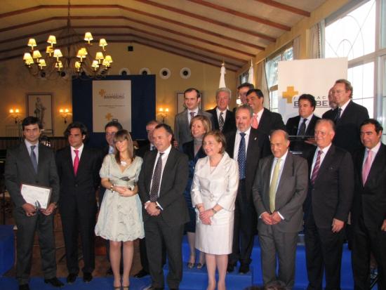 Las Autoridades Sanitarias y todos los galardonados