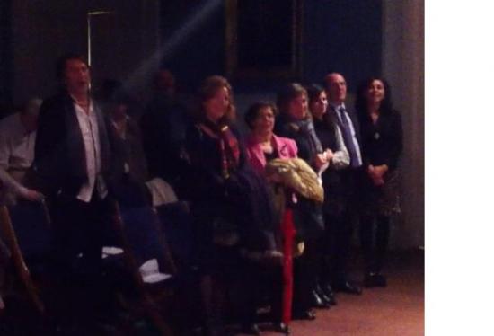 El Dr. Jesús Gomez Montoya, Teresa Pages con la embajadora en Eslovaquia.