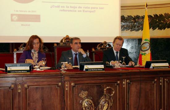 Laura Gonzalez-Molero, Ignacio Para y José Martínez Olmos inauguraron la Jornada