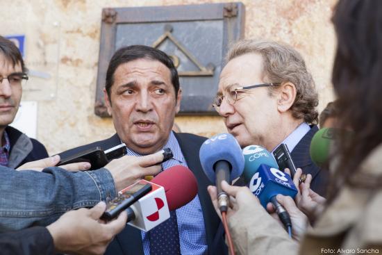 Ignacio Para responde a la prensa