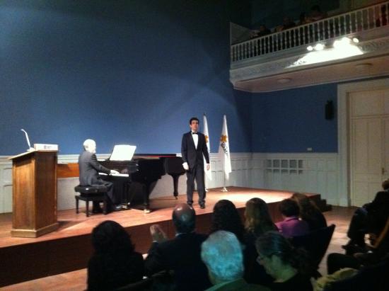 El Tenor Javier Alonso