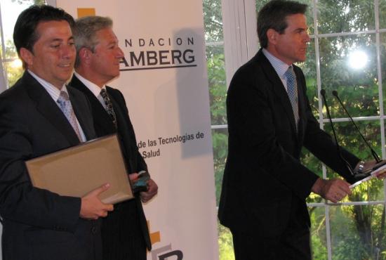 Premio a la Innovación en Tecnologías de la Salud a Microsoft; Vicente Sánchez