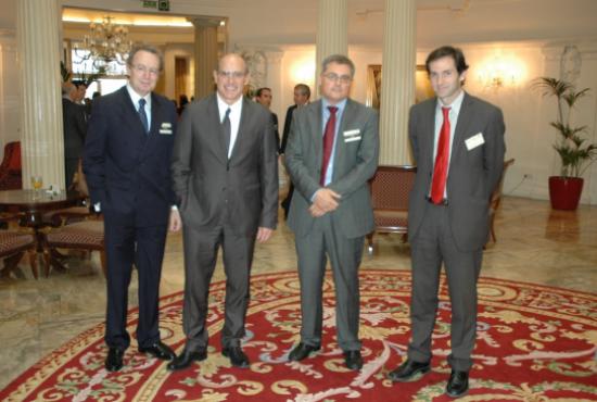 Los organizadores del Encuentro con el Consejero