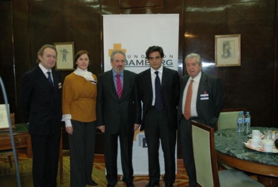 Organizadores del evento y Autoridades Sanitarias