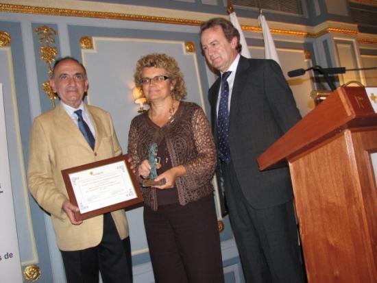 Los Presidentes de la Fundación entregan el Premio a la Consejera
