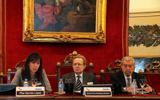 Apertura de la Jornada con la Presidente de la SEOM Isabel Barreiro