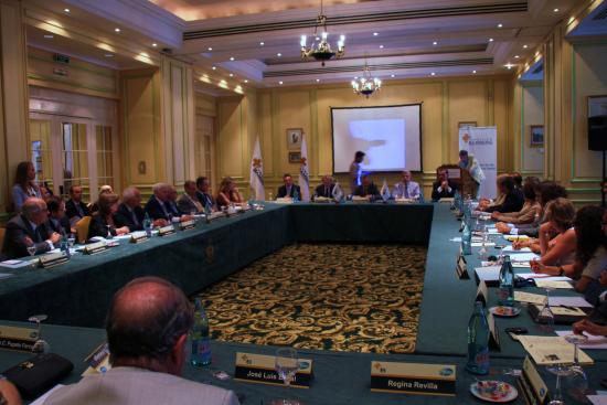 Panoramica de la Mesa de debate