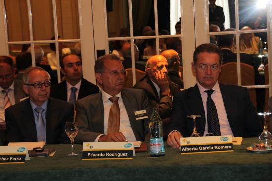 Julio Sánchez Fierro, Eduardo R. Rovira y el presidente del Colegio de Madrid